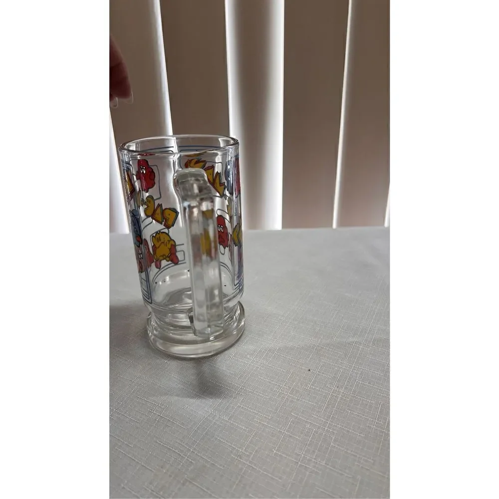 MIDWAY HOUZE PAC MAN GLASS MUG VIDEO GAME